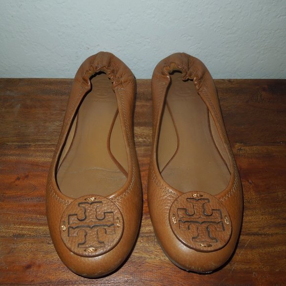 Tory Burch Royal Tan Pebble Leather Flats Shoes 7 - Picture 1 of 8